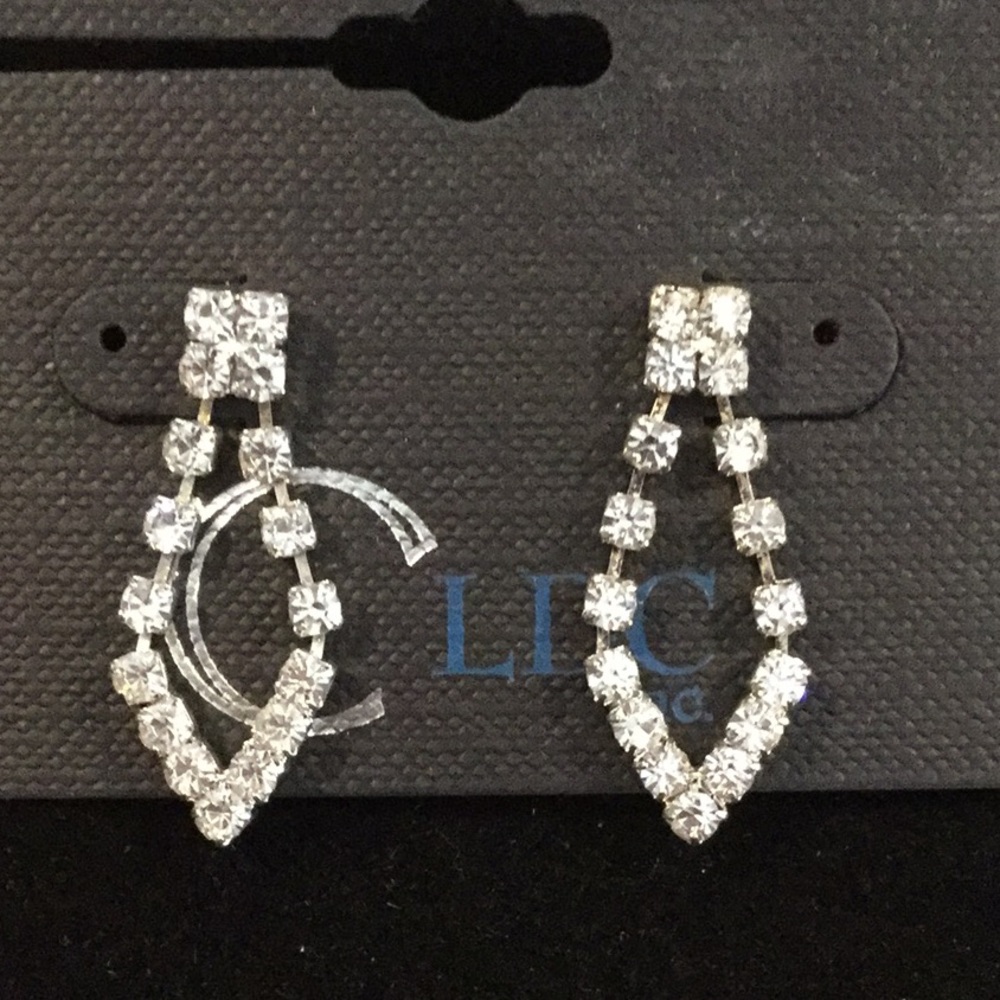 CLDC, Silvertone Rhinestones Earrings